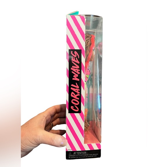 LOL Surprise OMG Coral Waves Swim Doll NWT - Picture 7 of 9